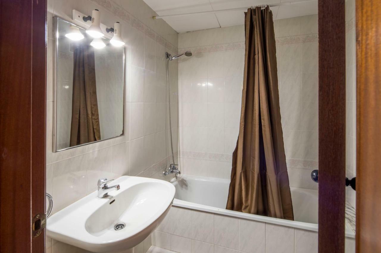 Apartamento Castell De Perelada Apartment Girona Exterior photo